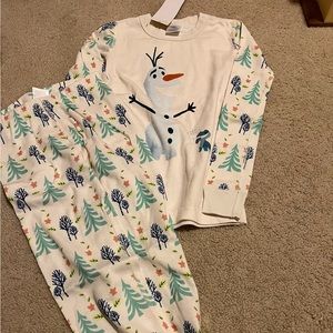 Hanna Olaf pjs